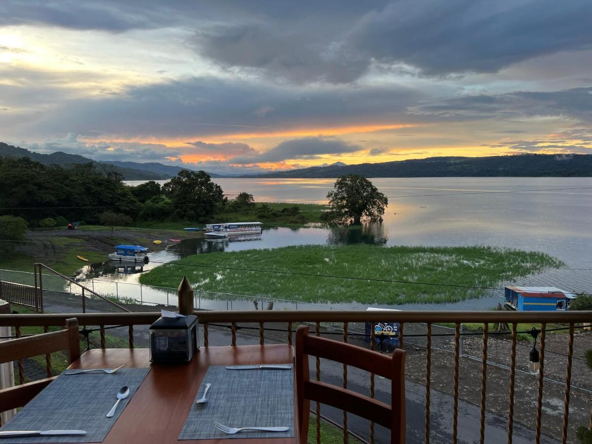 Villas Paradise Arenal Volcano Lake View El Castillo Bagian luar foto
