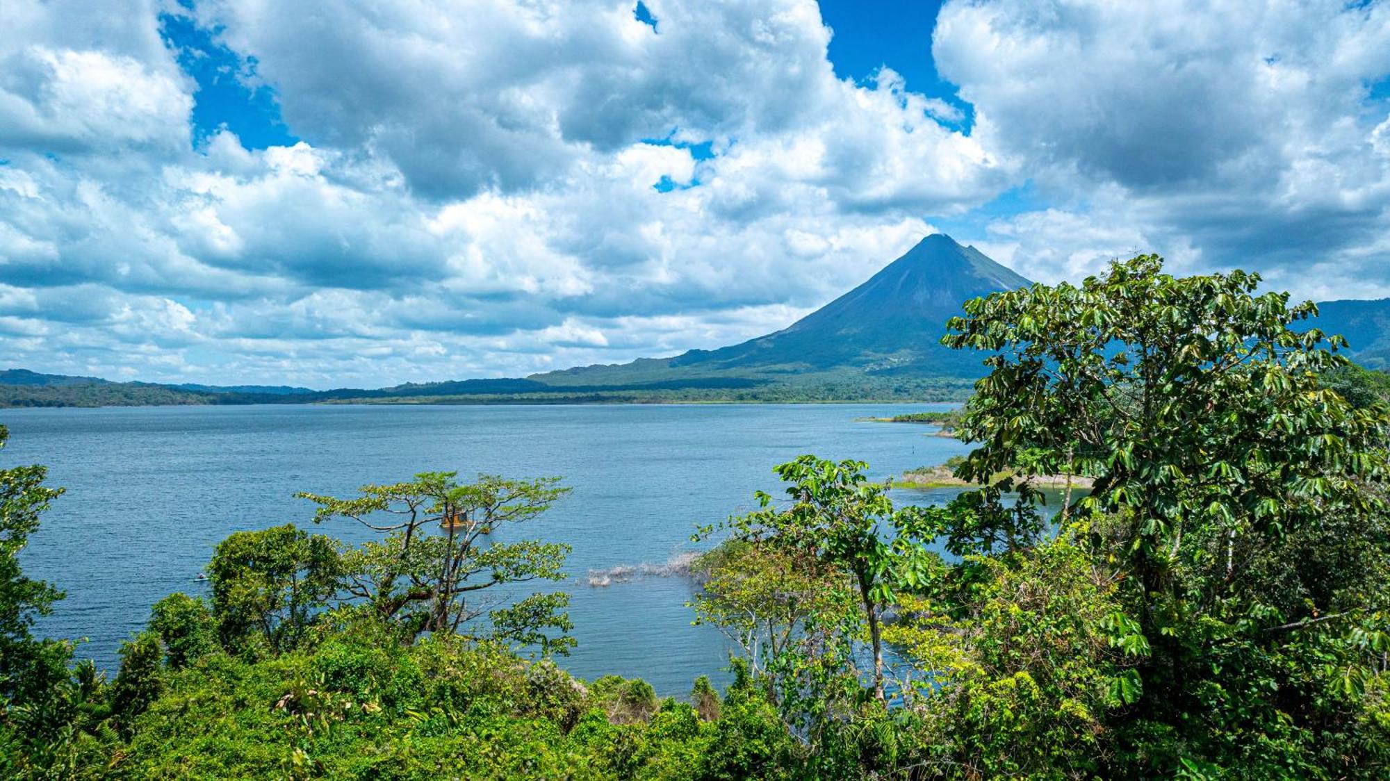 Villas Paradise Arenal Volcano Lake View El Castillo Bagian luar foto
